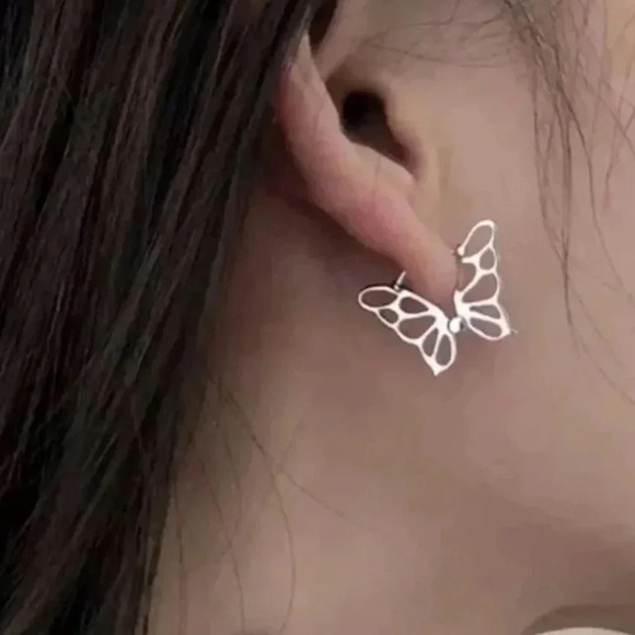 New Drop! Sterling Silver Butterfly Wing Hoop Earrings Brand New - Picture 2 of 5